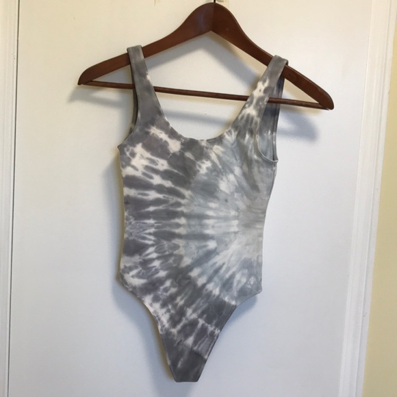 Wilfred Free Body Suit - Picture 1 of 3